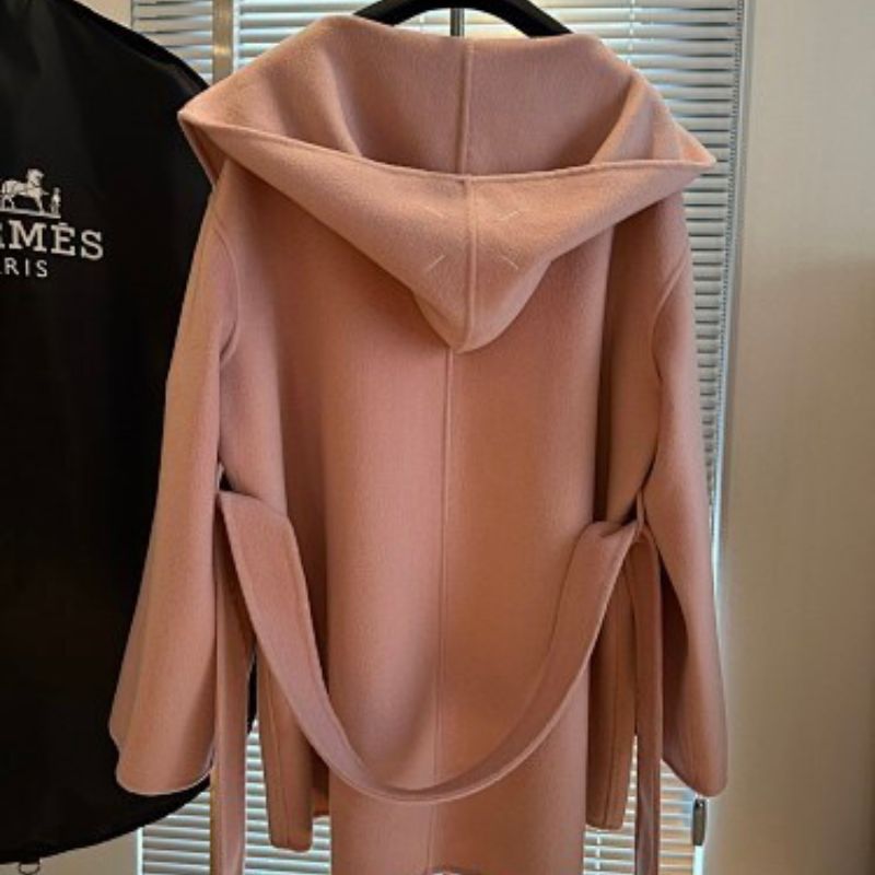Hermès pink wool or cashmere blend hooded wrap coat