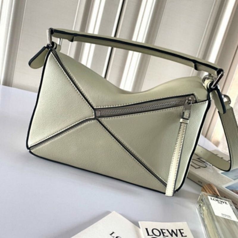 Loewe Puzzle Bag Eucalyptus Green