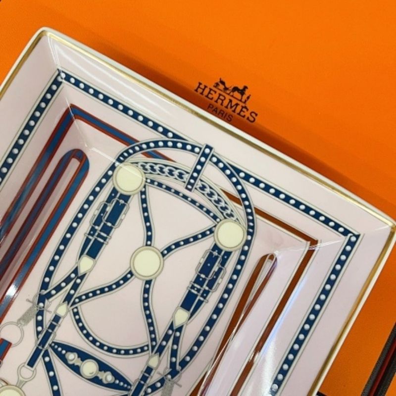 Hermès porcelain change tray (or "vide-poche"),