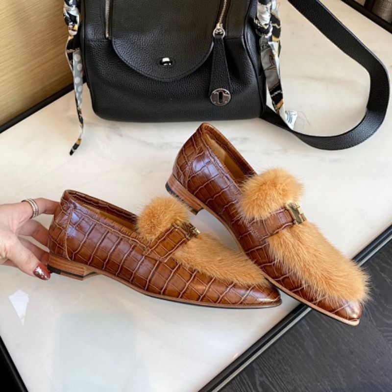 Hermès Cozette Loafers in brown alligator and mink fur.