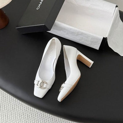 Chanel Interlocking CC Square-Toe Pumps in white (blanc)