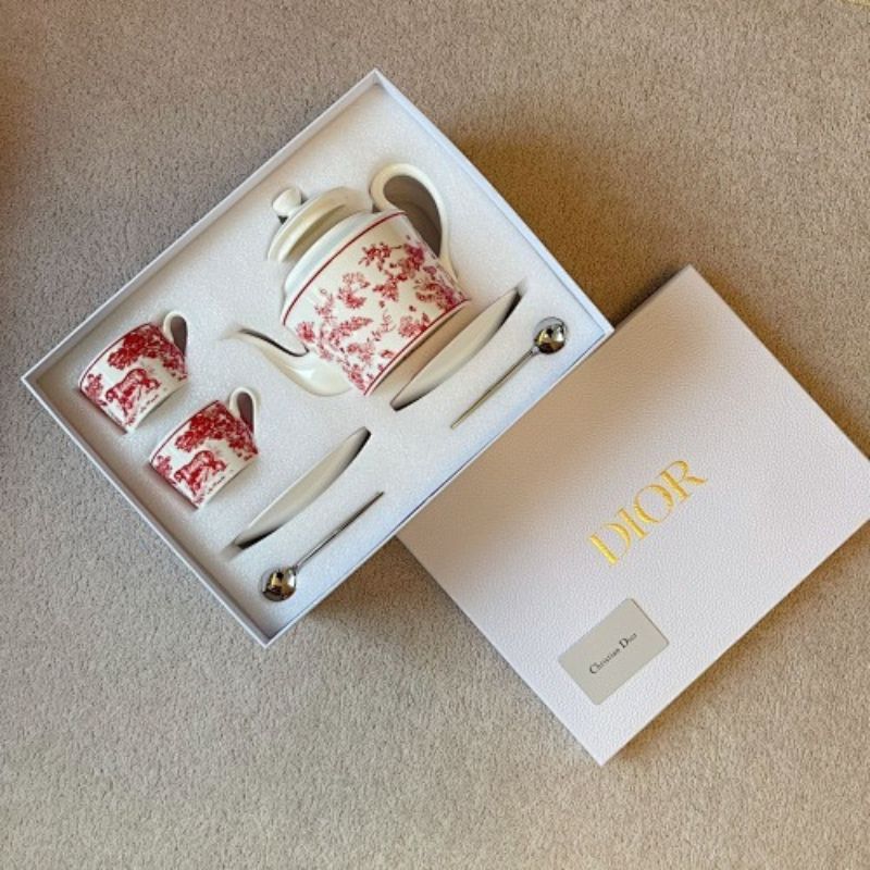 Dior Maison Toile de Jouy collection