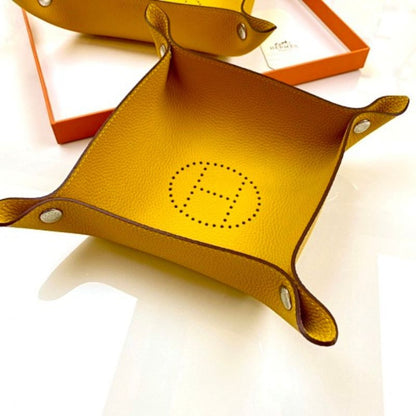 Hermès Mises et Relances change trays