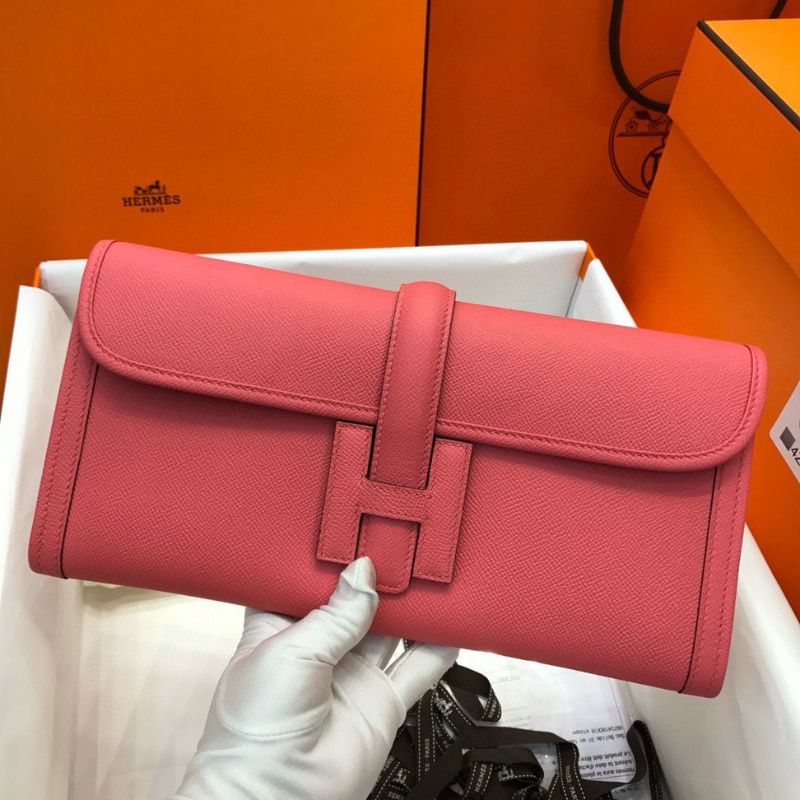 Hermès Jige Elan 29 clutch bags.