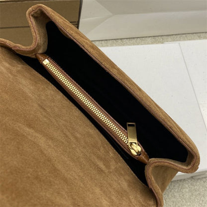 Saint Laurent College Medium chain bag.