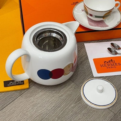 Saut Hermès tableware collection by Hermès,