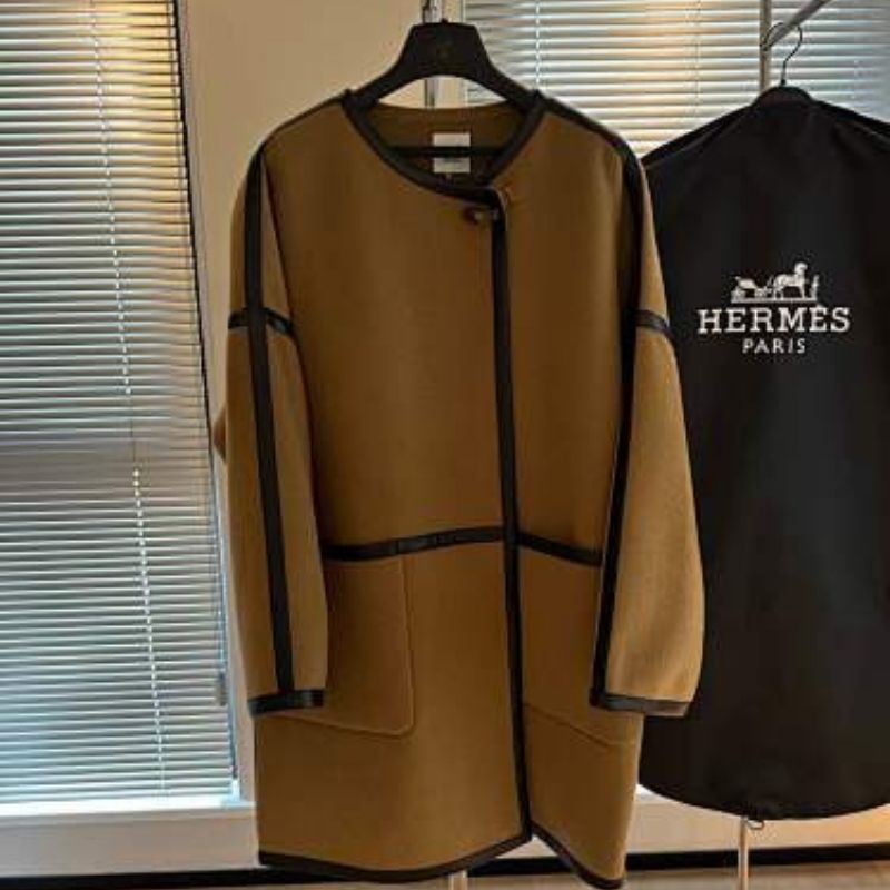 Hermès mid-length tan coat  collarless, open-front coat
