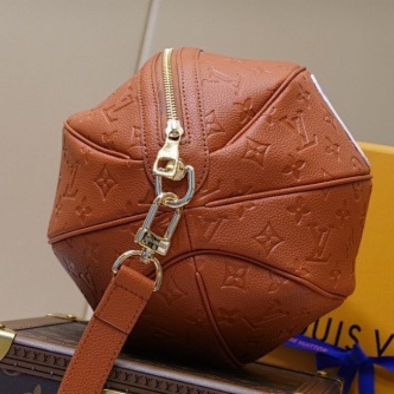 ouis Vuitton x NBA Ball in Basket Bag,