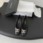 Chanel Interlocking CC Square-Toe Pumps in black (noir).