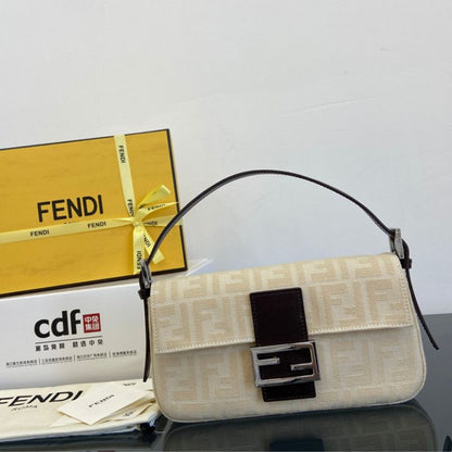 Fendi Baguette shoulder bag