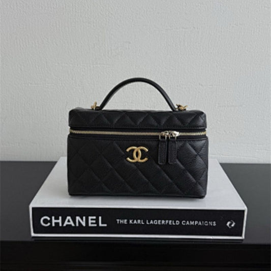 Chanel Classic Small Vanity Case in black