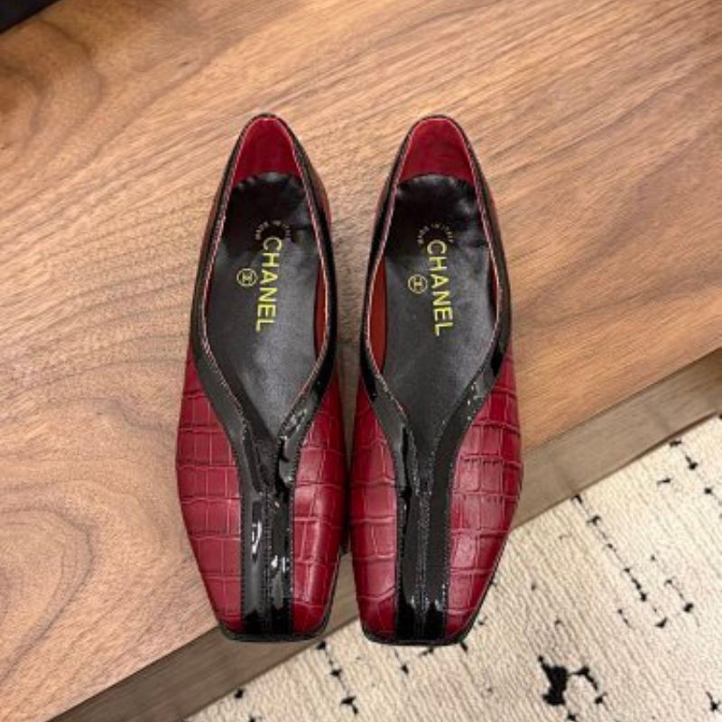 Chanel Burgundy Croc-Embossed Loafers