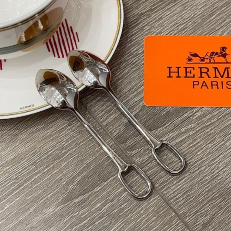 Saut Hermès tableware collection by Hermès,