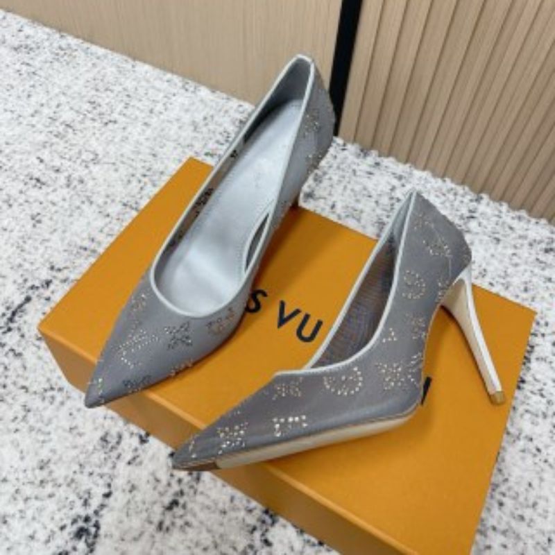 Louis Vuitton Gala Pump in grey.