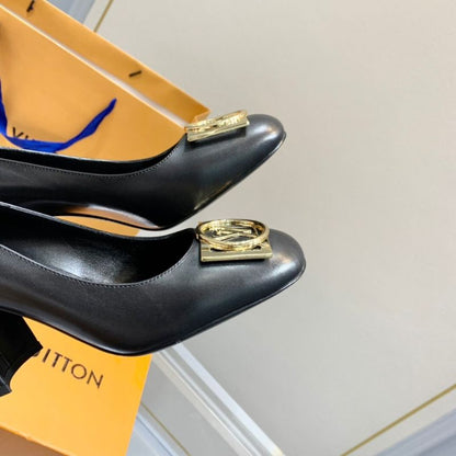 Louis Vuitton Madeleine Pump.