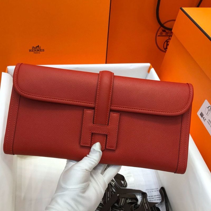 Hermès Jige Elan 29 clutch bags.