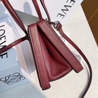 Loewe Postal Bag