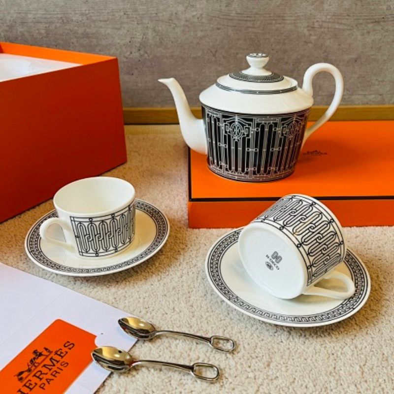 H Deco Tea Service from Hermès.