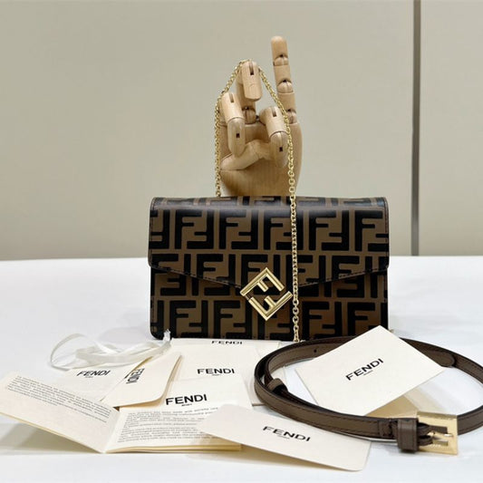 Fendi FF Diamonds Wallet On Chain