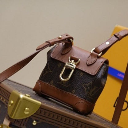 Louis Vuitton Mini Steamer Pouch