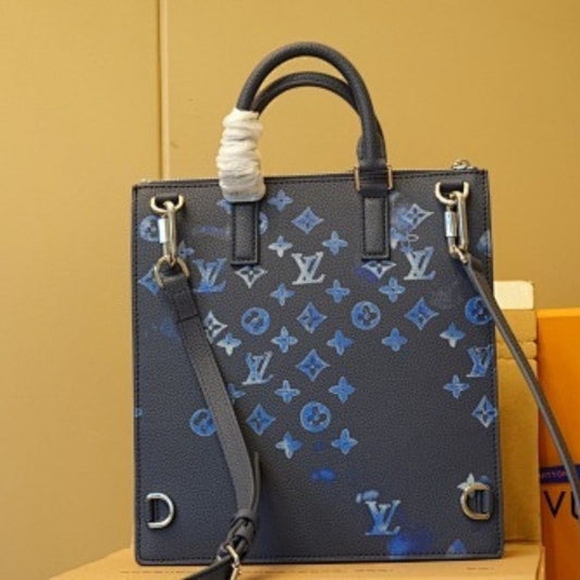 Louis Vuitton Sac Plat Zippé in the Blue Ink Watercolor Monogram finish.