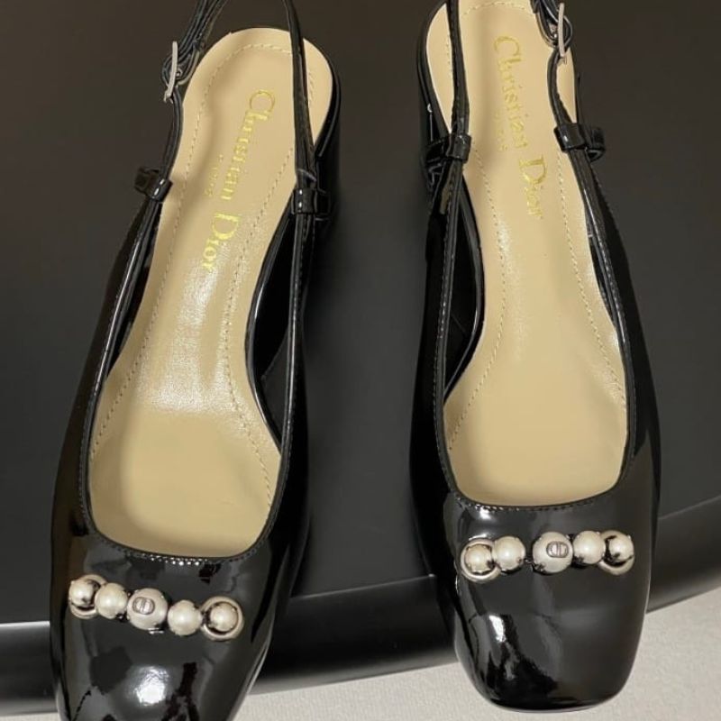 Dior black patent leather slingback pumps