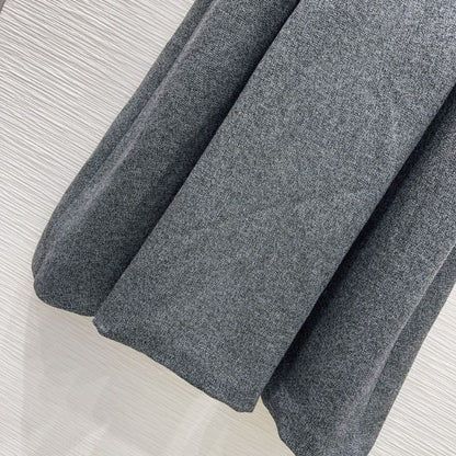 Dior grey distinctive ruffle neck Fall/Winter Ready-to-Wear Collection.
