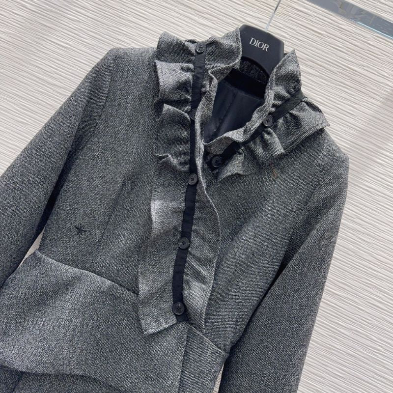 Dior grey distinctive ruffle neck Fall/Winter Ready-to-Wear Collection.