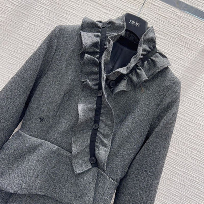 Dior grey distinctive ruffle neck Fall/Winter Ready-to-Wear Collection.