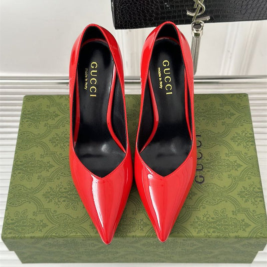 Gucci red patent leather pumps