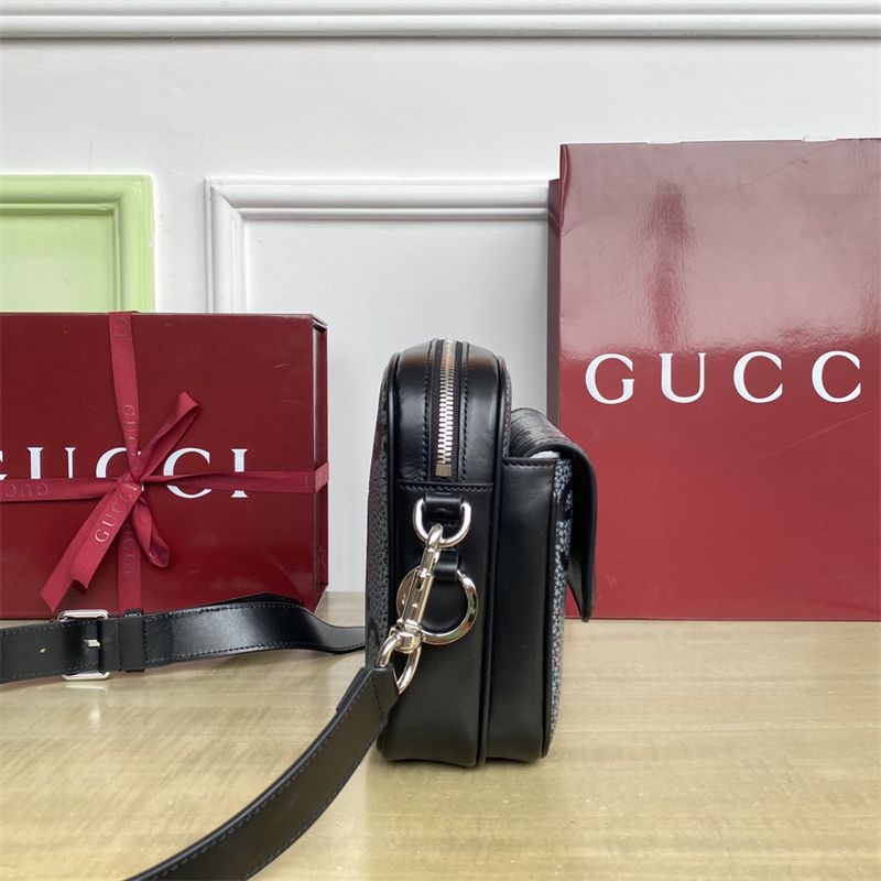 Gucci Jumbo GG small crossbody bag