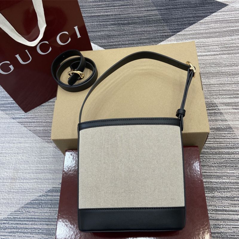 Gucci 73 small bucket bag