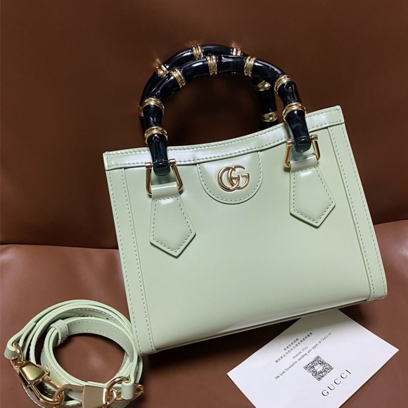 Gucci Diana small tote bag in light green leather
