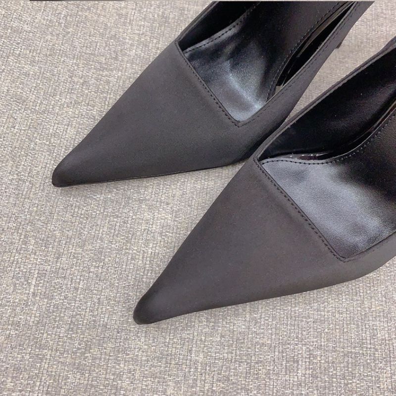 Saint Laurent Opyum Slingback Pumps