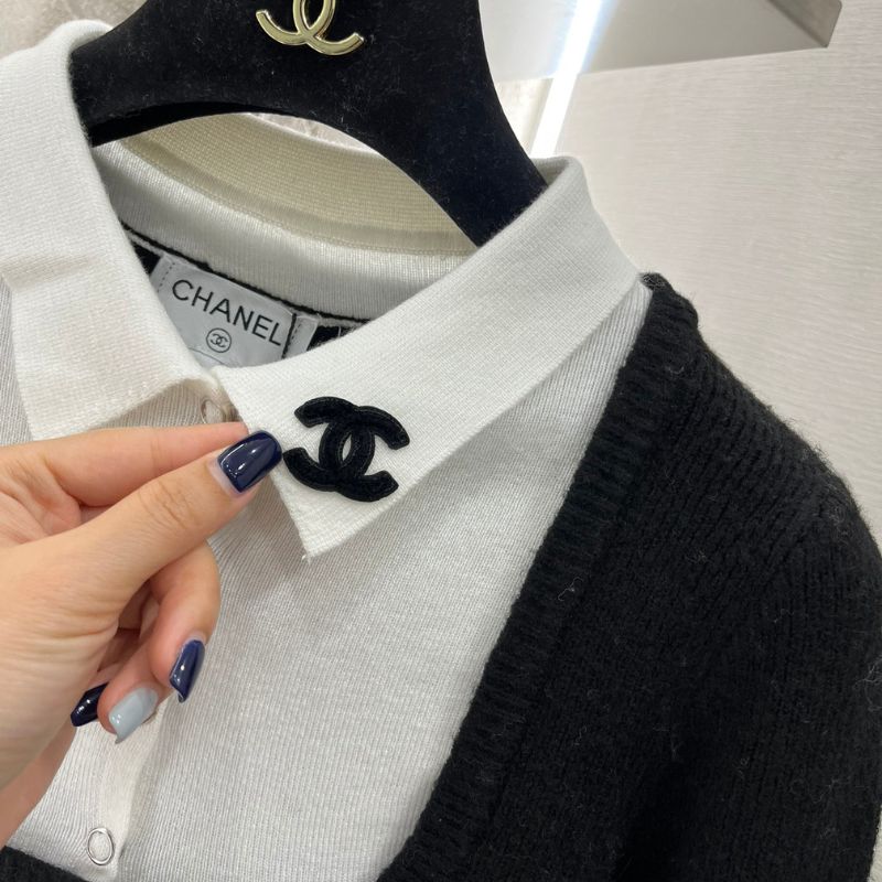 Chanel Contrast Knitted Pullover Sweatshirt