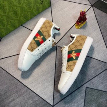 Gucci Ace GG Supreme Bees