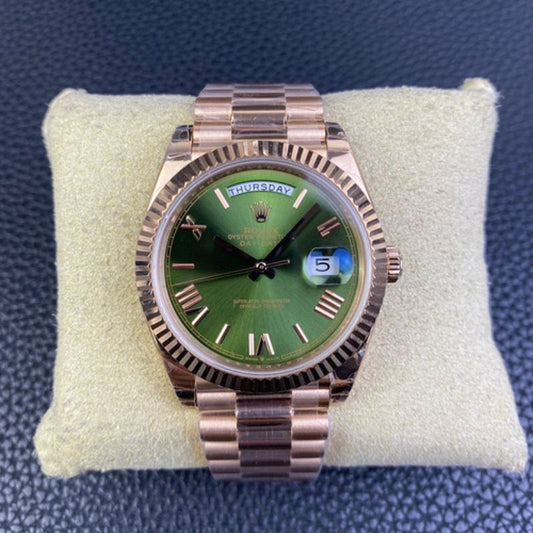 Rolex Day-Date 40 Olive Green Roman Everose Gold