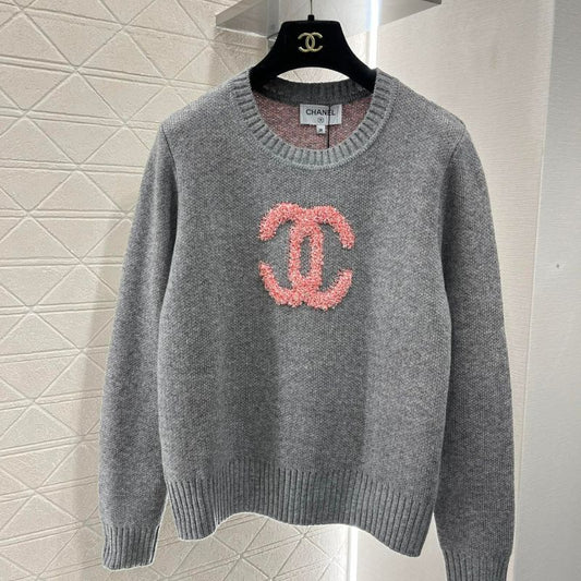 Chanel Contrast Color Wool Knit Pullover Sweatshirt