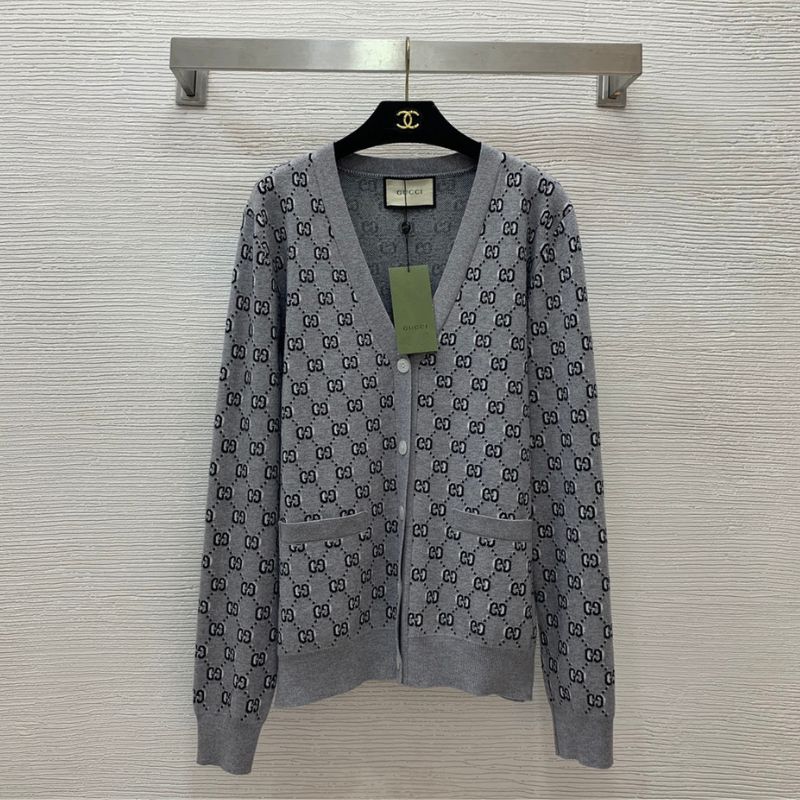 Gucci Double GG Print V-Neck Knitted Cardigan