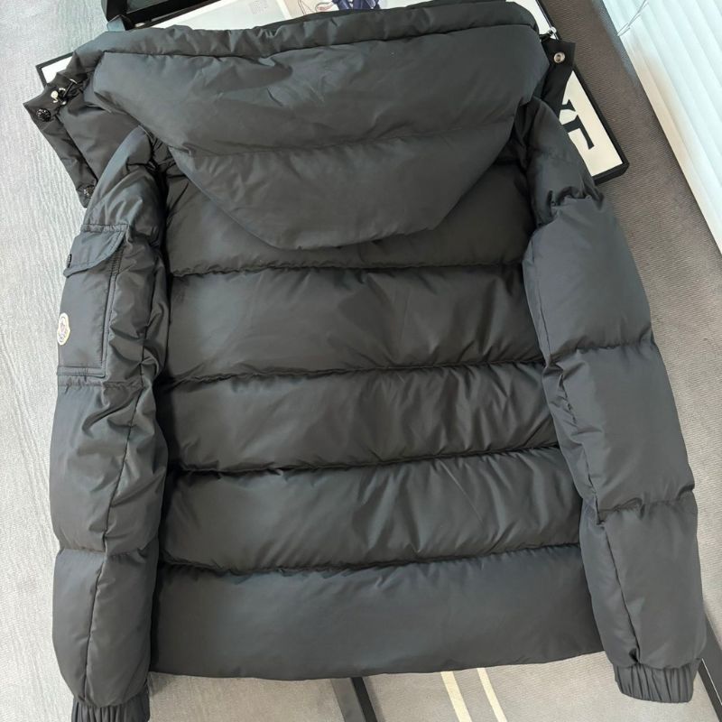 Moncler Hanovcrtan Mengkou Matte Short Maya Down Jacket