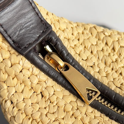 BV Raffia crochet Intrecciato Leather Handle Bag