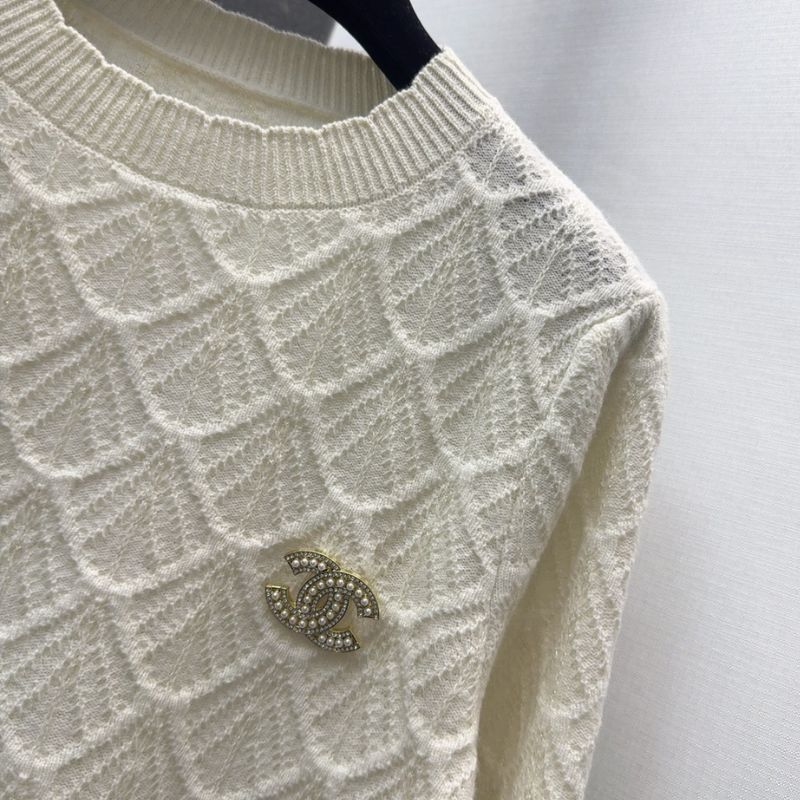 Chanel Diamond Pattern Knitted Pullover Sweater