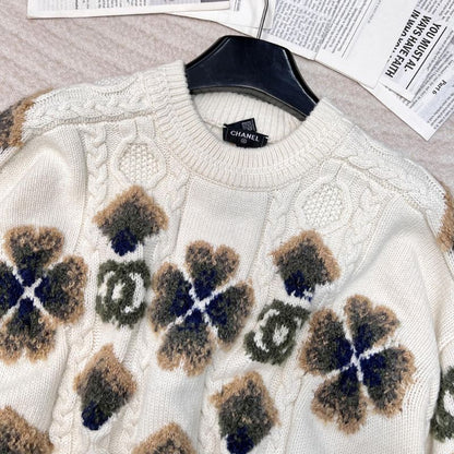 Chanel Skiing Series Four Leaf Clover Heart Wool Sweater