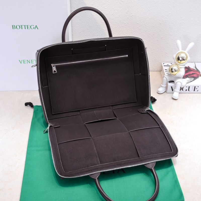 Bottega Veneta Black Arco Briefcase Bag