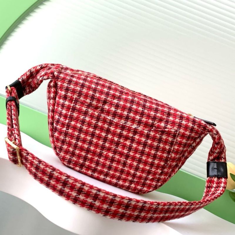 Chanel Red Houndstooth Shoulder Bag