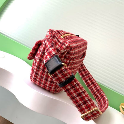 Chanel Red Houndstooth Shoulder Bag