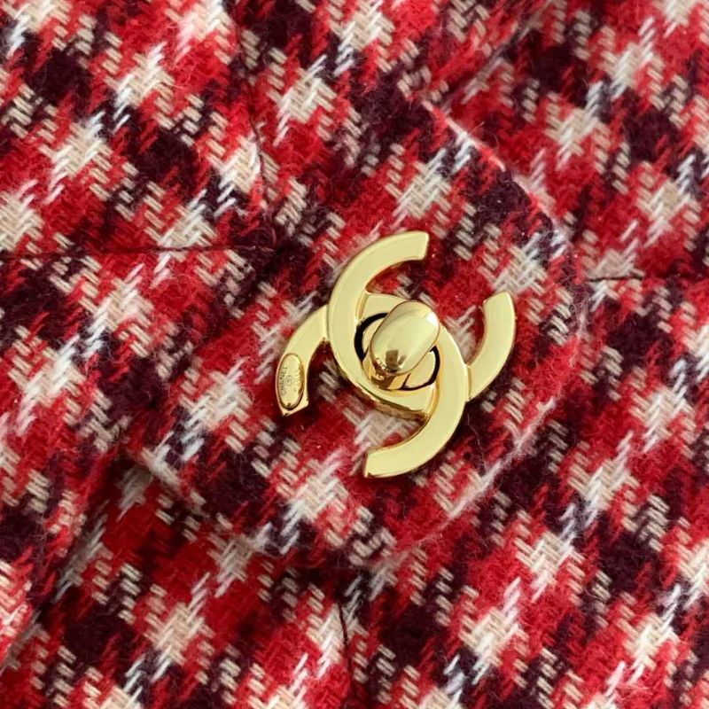 Chanel Red Houndstooth Shoulder Bag
