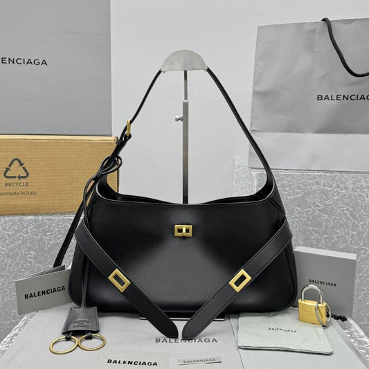 Belenciaga Air Carryall Bag