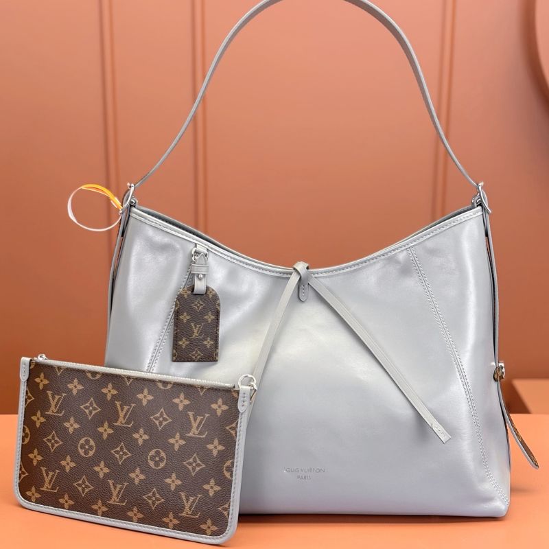 LV Carryall Dark bag