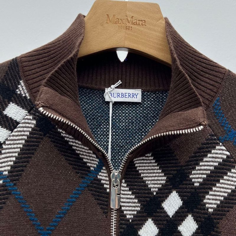 Burberry Plaid Wool Blend Stand Collar Knitted Jacket